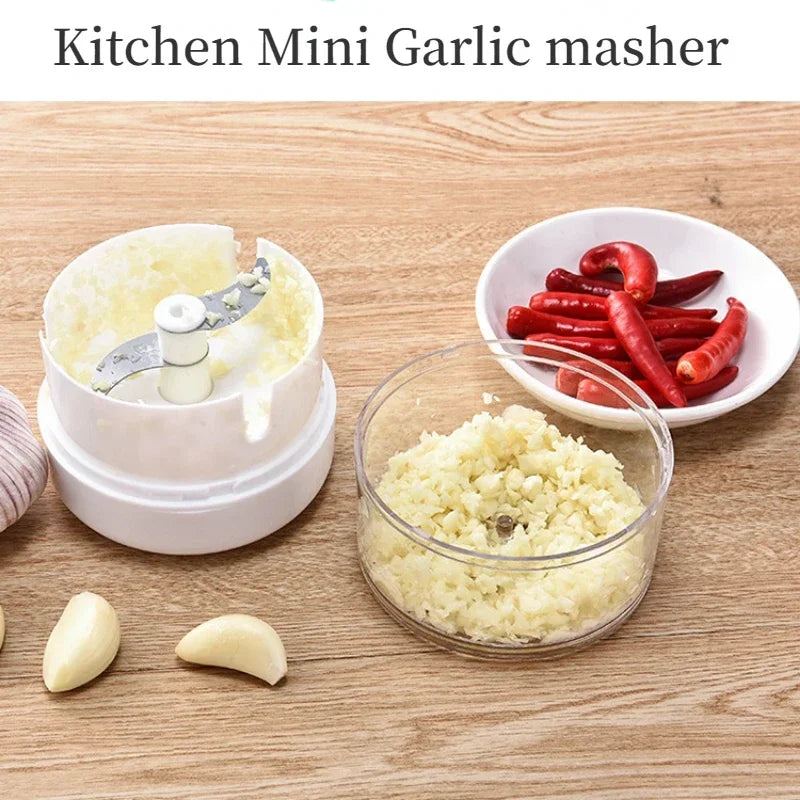 Kitchen Gadget Mini Garlic Chopper Onion Garlic Manual Crusher Multifunctional Garlic Meat Grinder Auxiliary Food Machine